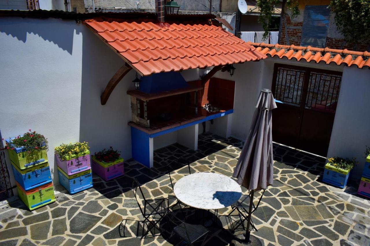 Villa Renovated Old Manor House With Yard Arnaía Exterior foto